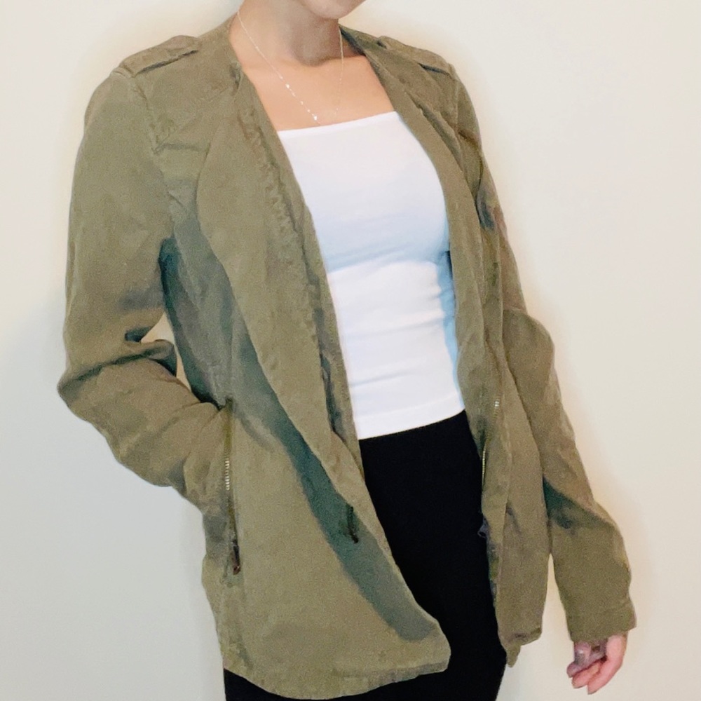 Jacket - Picture 4 of 5